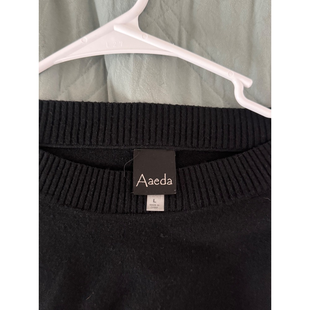 Aaeda Women Black Floral Applique Knit Pullover Sweater Crew Neck Size Large - Picture 5 of 6